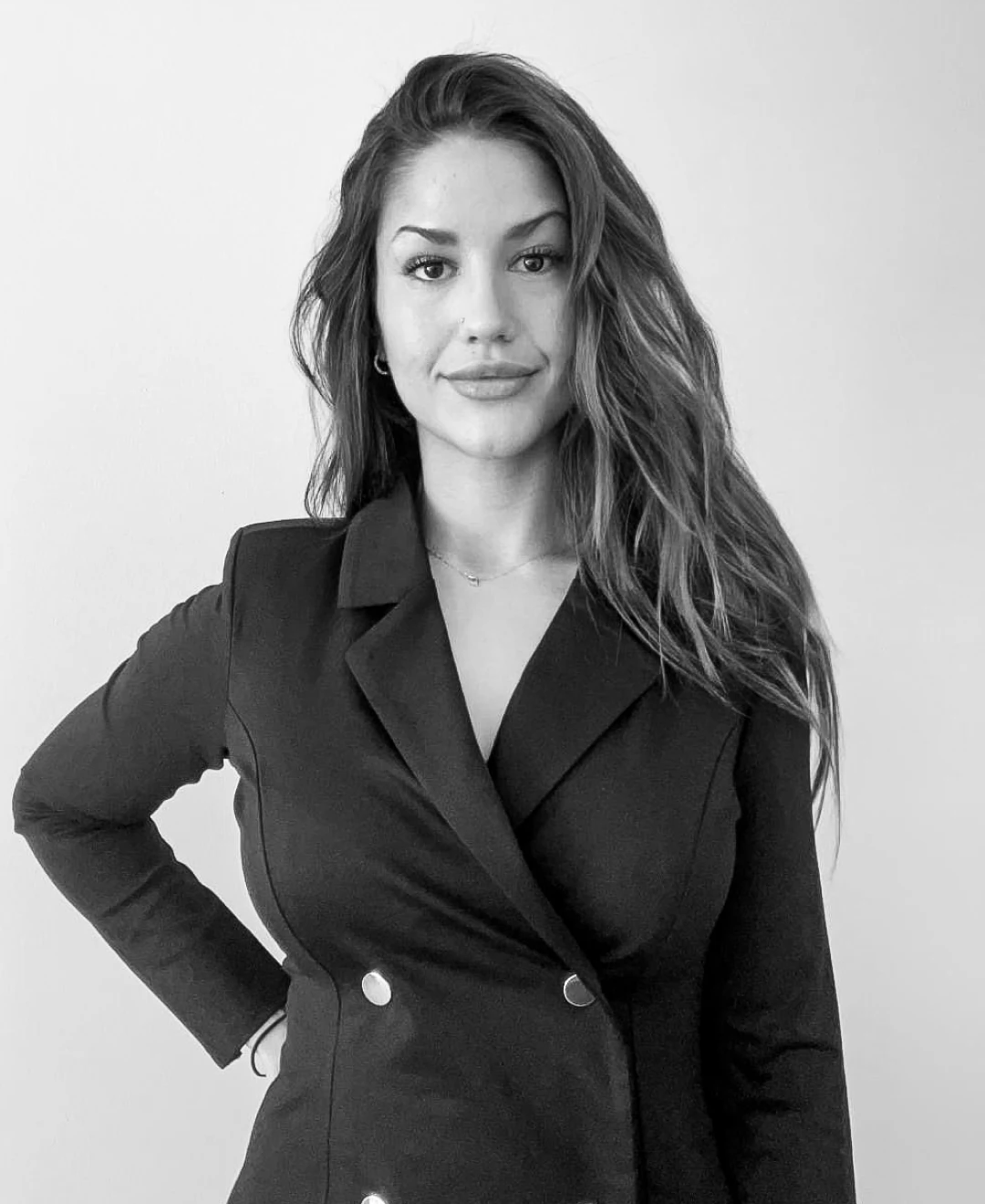 Felizya Löfgren, Booking manager