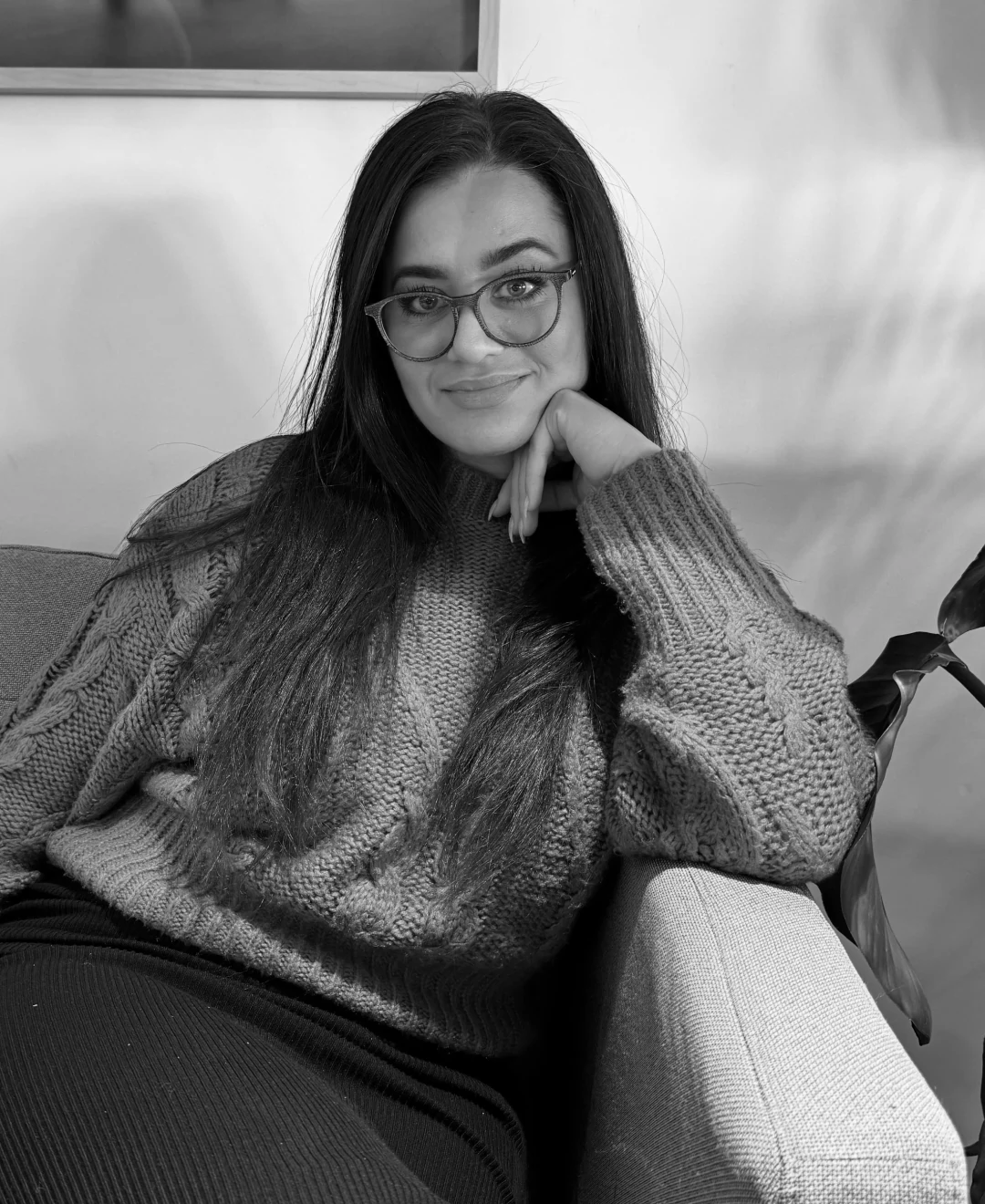 Resha Ablahad, Logistic business controller