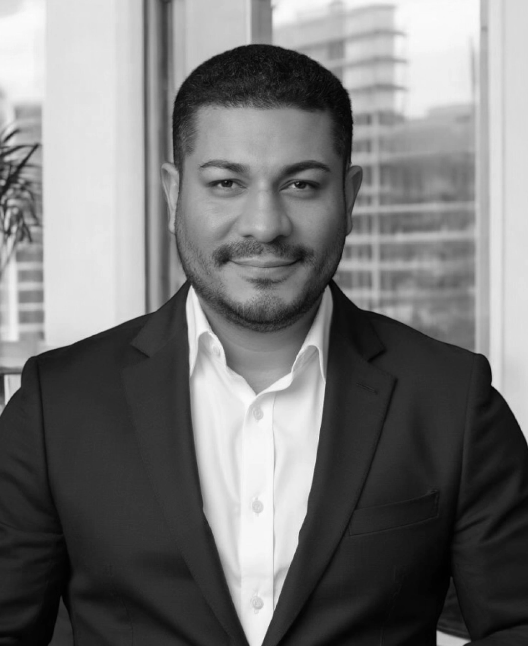 Tareg Moradi, Sales director